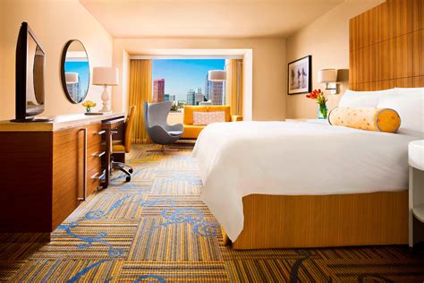 Luxury Hotel Rooms In Downtown La Jw Marriott Los Angeles La Live