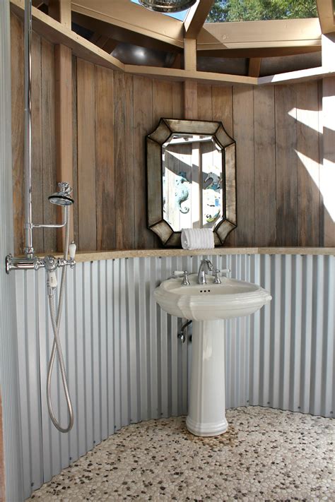 View Outdoor Bathroom Ideas Pictures Blogcerradooirquesi