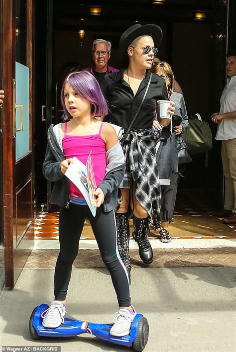 Pink Hits Nyc Streets With Her Daughter Willow After Sharing Video