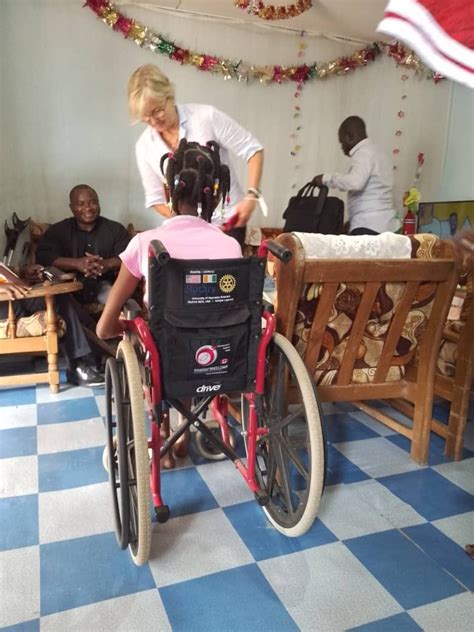 Mobilité Des Personnes Handicapées En Côte Divoire La Caph Ci Et La Fondation Canadienne De