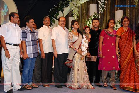 Hi, lets meet actress poornima indrajith's sister priya mohan's little adorable family priya mohan is married. Indrajith Poornima at Prithviraj's wedding reception HD ...