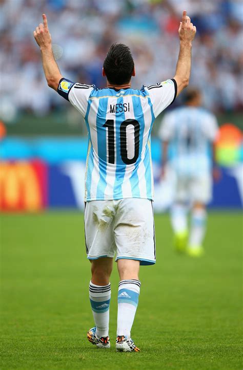 Lionel Messi Photos - Nigeria v Argentina: Group F - 7504 of 12938 - Zimbio