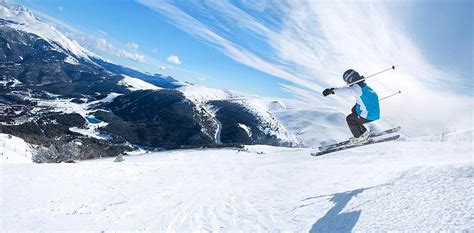 Odkryj piękno hiszpanii spędzając wakacje w luksusowych willach, apartamentach i wakacyjnych domach w tym kraju. Wczasy i wycieczki Hiszpania (narty) - wakacje 2021 ...