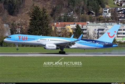G Oobn Tui Airways Boeing 757 200 At Innsbruck Photo Id 1185221