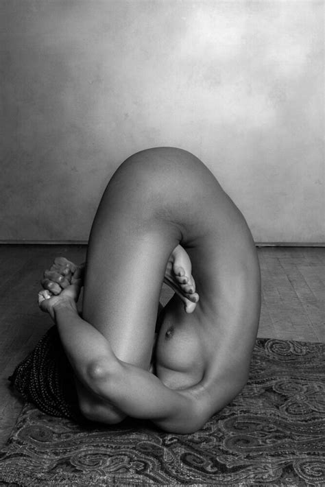 یوگا و بدن زیبای زنان ️ 😍