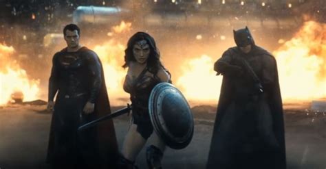 Batman Vs Superman A Origem da Justiça um filme para fãs de HQs