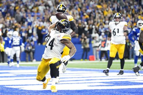 Benny Snell Runs For Go Ahead Td Steelers Hold Off Colts 24 17