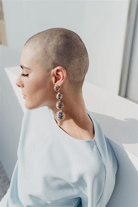 Stunning Portraits Of Women With Alopecia Redefine Femininity Artofit
