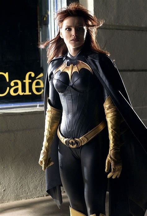 Pin By Khalil Boddie On Dc S World S Finest Batgirl Cosplay Batman Cosplay Cosplay Woman