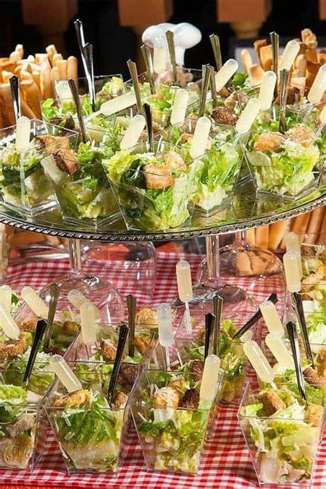 Food plays a huge role in all of these happenings but i just want you to know that it doesn't have to be complicated! 15 Yummy Graduation Party Food Ideas Your Guests will LOVE ...