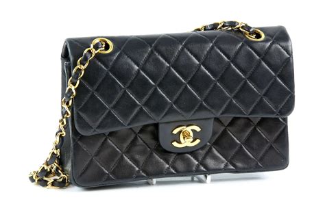 Lot2009 Chanel Small Classic 255 Double Flap Quilted Lambs Skin