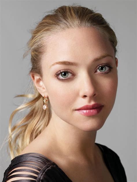 amanda seyfried 1 beautiful idols