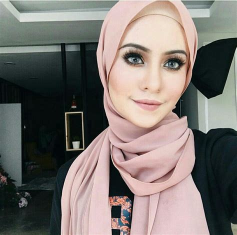 pin by aiyesha on styling hijab fashion hijab style tutorial girl hijab