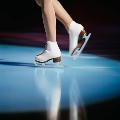 อันดับหนึ่ง 102 ภาพ รองเท้า Ice Skate Figure สวยมาก