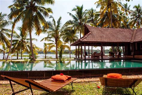 11 Dreamy Photos Of Keralas Backwaters Attractions