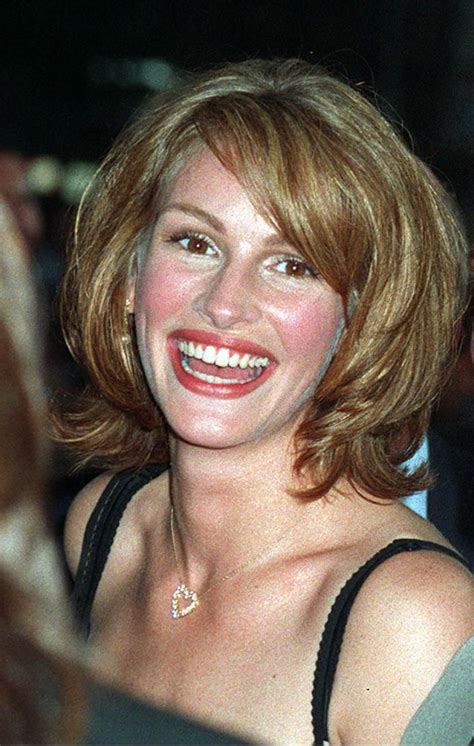 Beauty Lookbook Julia Roberts 10 Best Hairstyles With Images Cool