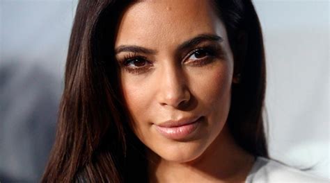 Kim Kardashians Mom Pushed Sex Tape Release Book Says Fox News
