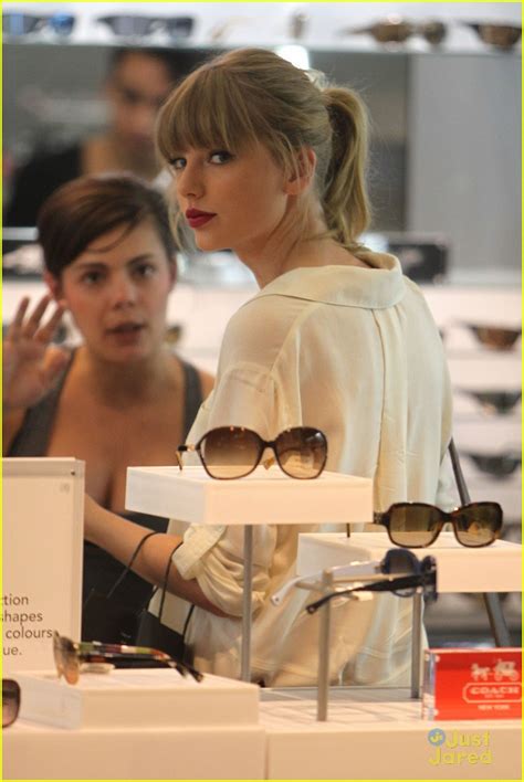 Taylor Swift Sydney Shopping Spree Photo 512344 Photo Gallery