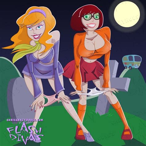 Scooby Doo Daphne Fun With Daphne And Velma By