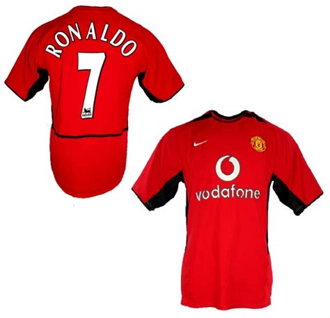 Das aktuelle trikot von manchester united ist gern getragen. Nike Manchester United Trikot 7 Cristiano Ronaldo 2003/04 ...