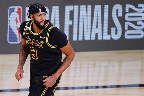 He has a twin sister, antoinette, and an older sister, iesha, who played basketball at daley. NBA: Anthony Davis making case as best player in the league