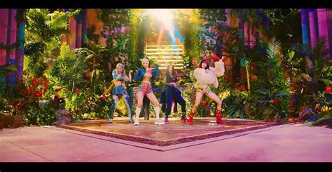 How you like that is the debut single from blackpink's first korean studio album. BLACKPINK : « How You Like That » serait devenu le MV le ...