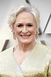 Glenn Close looks beautiful as she poses on the red carpet at the 2019 ...
