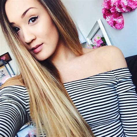 LaurDIY Sexy Pictures 55 Pics OnlyFans Leaked Nudes