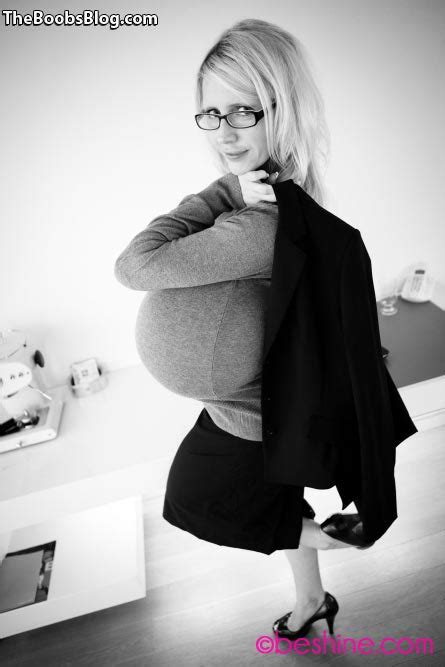 Beshine Black And White Secretary The Boobs Blog Free Download Nude