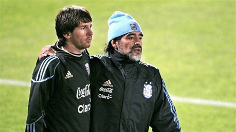 O menino que queria orar from the story sétimo rabisco: Messi y Maradona, oro para Argentina - Periódico El Sol ...