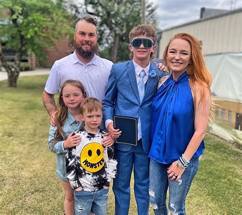 Maci Bookout Praises Son Bentley 14 On Middle School Graduation Us Weekly