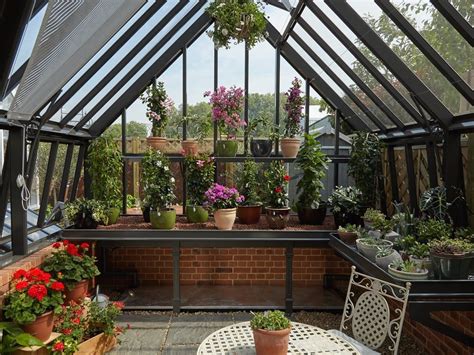 A bench system in a greenhouse is a configuration of benches to optimize the available growing area. Pin on diy greenhouse