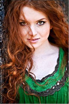 Most of the irish girls i've seen have light brown hair. Long Red Hair | beautiful freckled Irish redhead ...