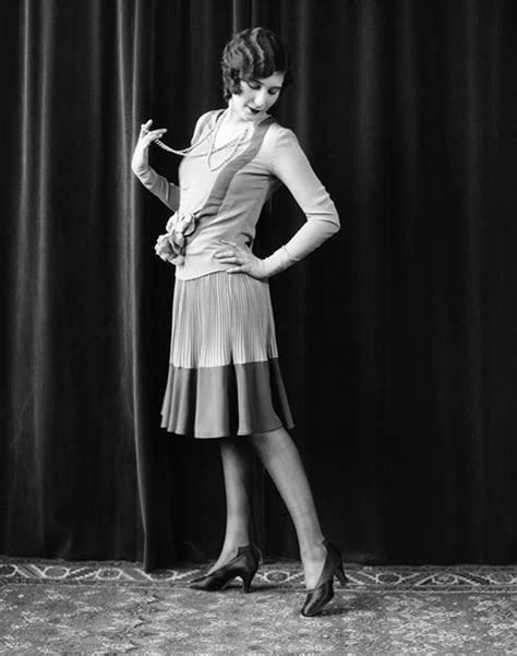 What Flappers Really Wore In The S Glamour Daze Annadesignstuff
