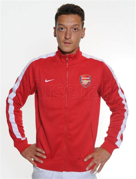 First Images Of Mesut Ozil Wearing Arsenal Kit Official Photos