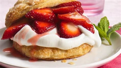 For the best easy breakfasts, dinners, desserts and more, start with everyones favorite: Grands(Biscuits) Strawberry Shortcakes - Immaculate ...
