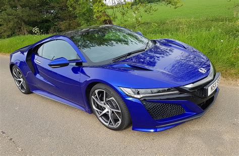 The honda nsx (branded as the acura nsx in north america and hong kong) is a sports car produced between 1990 and 2005 by the japanese automaker honda. Honda NSX | Eurekar