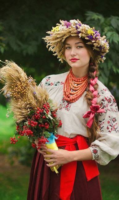 Ukraine Traditional Outfits Traditional Dresses Ukrainian Women