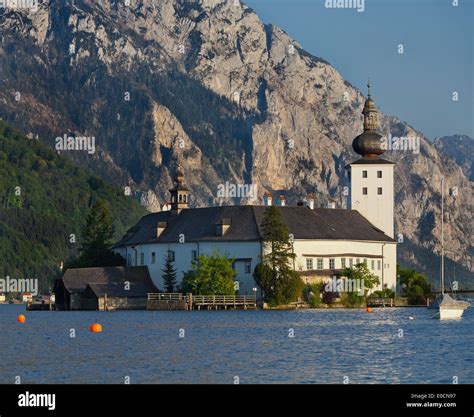 Mountain Traunstein Hi Res Stock Photography And Images Alamy