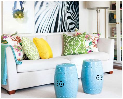 7 Coffee Table Alternatives for Small Living Rooms