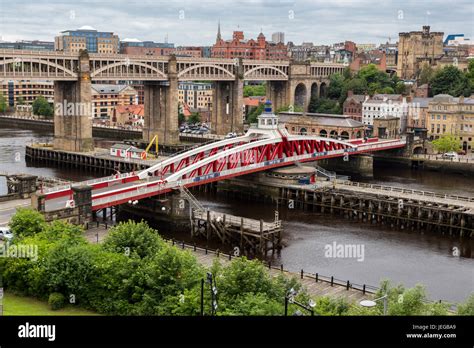 Newcastle Upon Tyne England Uk Swing Bridge In Middle Ground High