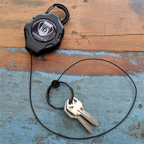 Heavy Duty Retractable Ratchit Keychain Tether Reel For Multiple Keys