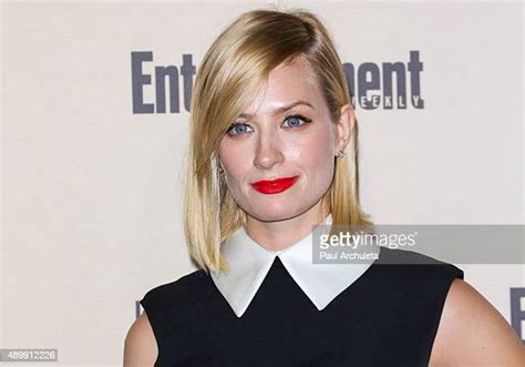 Beth Behrs Photos Photos And Premium High Res Pictures Getty Images