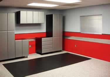 Rigid vinyl rub rails and chair rails are available in a variety of sizes, thicknesses, colors, and mounting methods making it easy to coordinate with interior designs. Smooth Metal Chair Rail