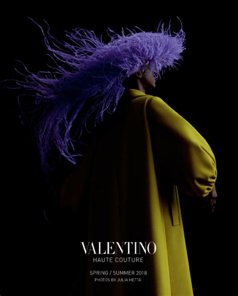 Valentino By Julia Hetta For Vogue Italia Fotografia De Modas
