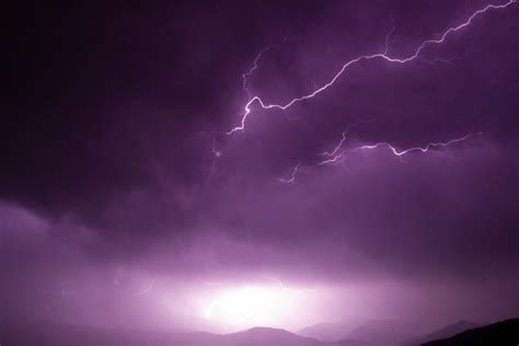 Lightning On The Sky · Free Stock Photo