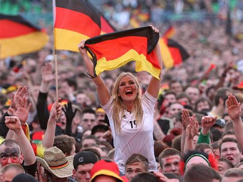 A mistake is waiting to be made here. German fans feverish as World Cup final becomes nailbiter ...