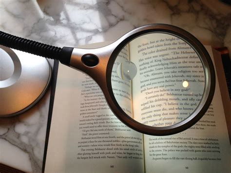 Book Magnifier Whats The Best Reading Magnifier For Those With Amd