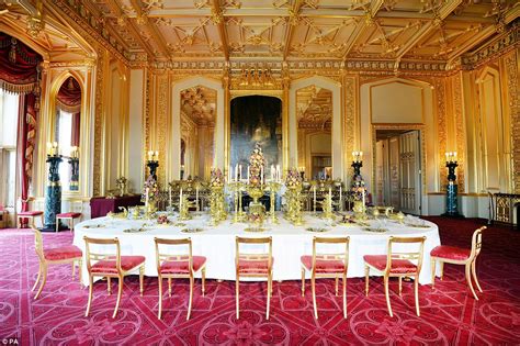 Seat h 18.5 t armcha. State Apartments at Windsor Castle are transformed for ...