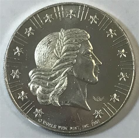 1981 World Wide Mint American Eagle 1 Oz 999 Fine Silver Round